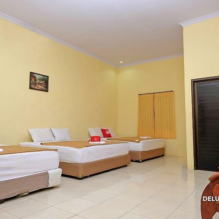 Zen Rooms B Walk Batu Malang Exterior photo