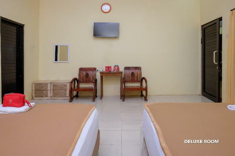 Zen Rooms B Walk Batu Malang Exterior photo